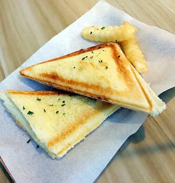 赞好             赞好             赞好           芝士咸牛肉飞碟