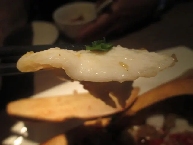 魚片切得挺薄身