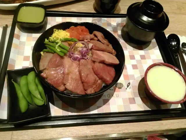 生薑豚肉定食