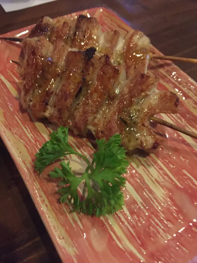 燒豬頸肉伴柚子汁