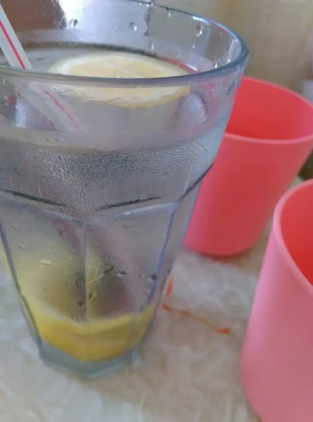 午餐跟餐 - 凍飲不用加錢