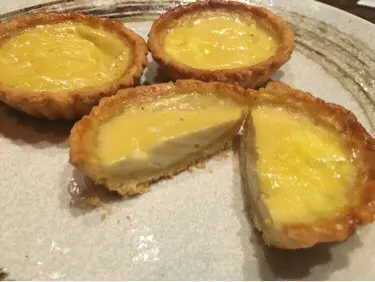 淡淡菊花清香，少甜，口感好清新，驚喜之作