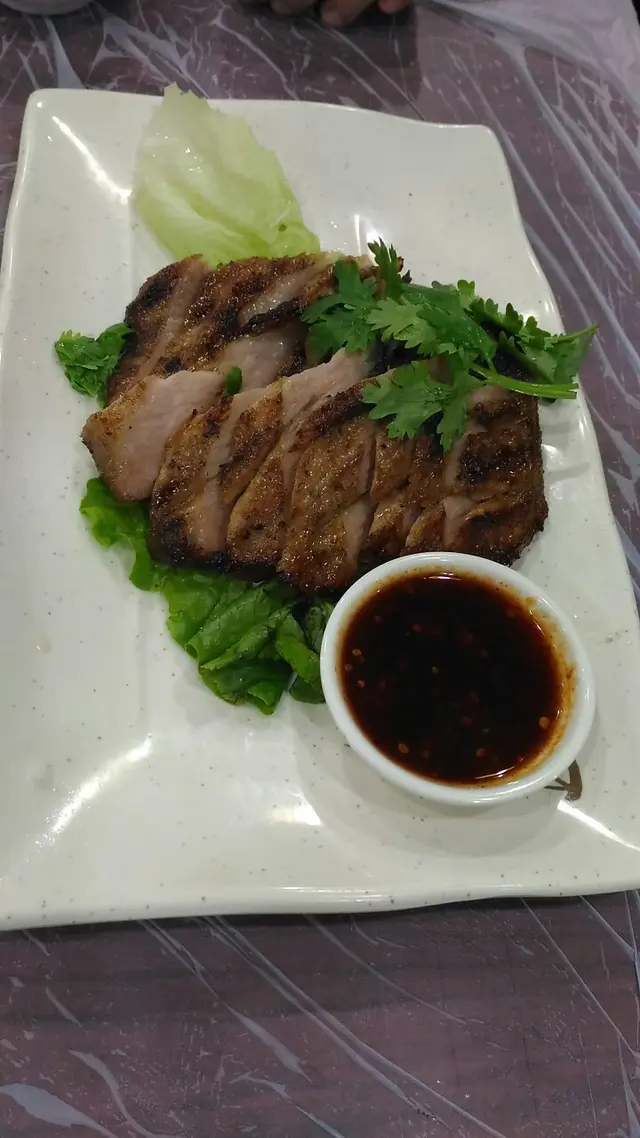 豬頸肉燒得唔柴,而且肉質唔太肥
