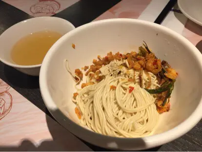 開洋蔥油乾撈拉麵