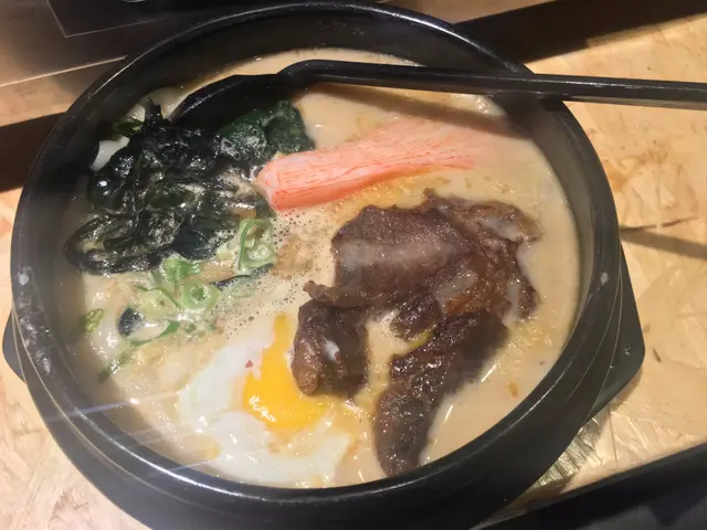 玉子豚肉烏冬