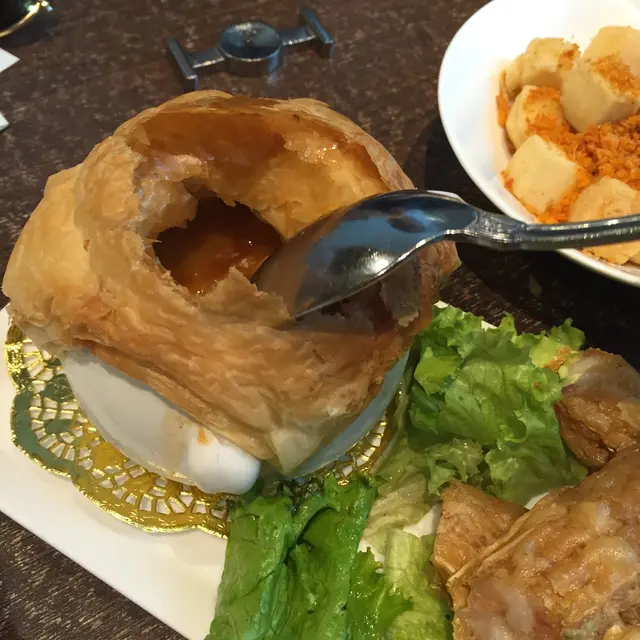 酥皮龍蝦湯鮮竹卷