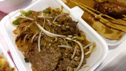 泰式乾炒牛河