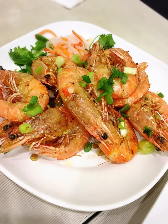 越式魚露香茅炒蝦