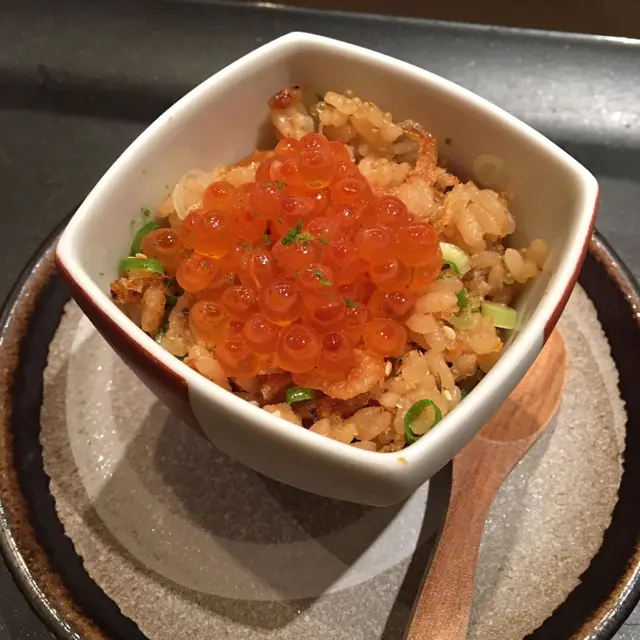 櫻花蝦三文魚子飯