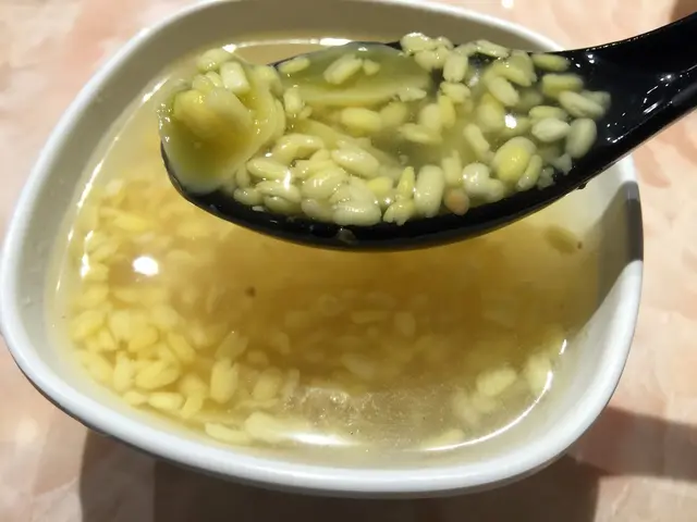 食完煎炸食物,最好就是食返碗綠豆爽清熱滋潤,降降火。😏
綠豆爽不會太甜,加上白果獨特的口感,都算一個完美的總結。