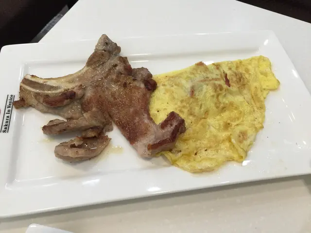 半塊蒜蓉厚多士超薄豬扒片奄烈