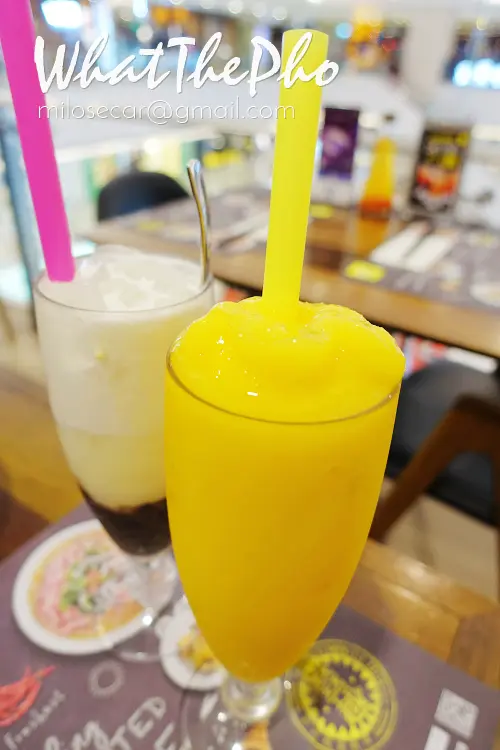 椰汁紅豆冰、芒果沙冰