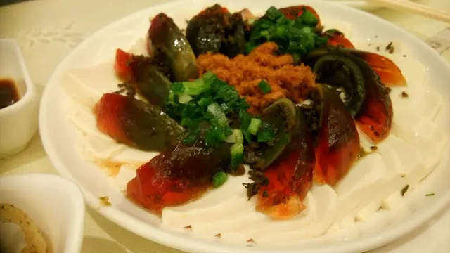 皮蛋豆腐