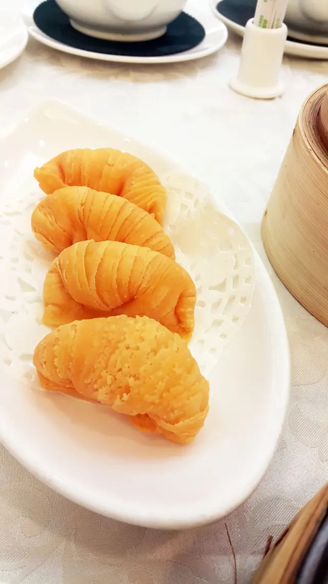 蘿蔔絲酥卷$35(另加一件$12)