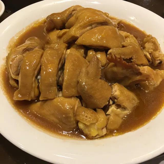 豆醬龍崗雞煲($168/半隻)