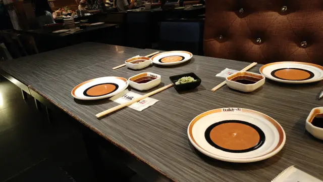 環境較其他分店舒適一點。雖然如此，仍是略顯擠迫