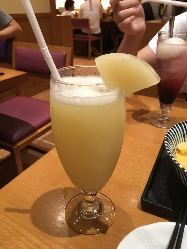 菠蘿梳打