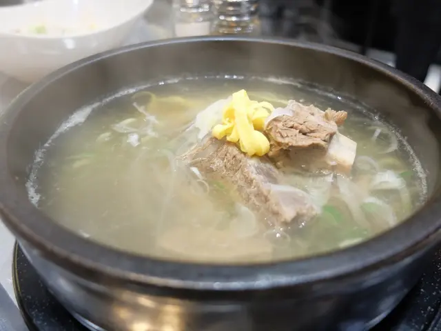 牛肋骨湯 $118