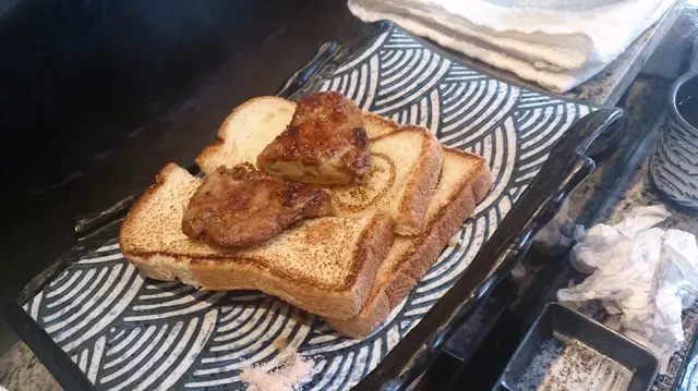 鵝肝多士