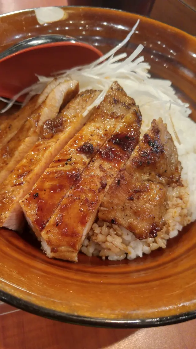 十勝厚燒豬肩脥飯套餐