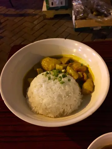 风味薯仔咖哩菇菇饭