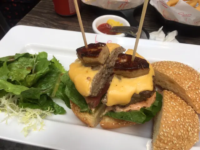 鵝肝變鴨肝,又細塊,漢堡扒變肉丸,失敗!