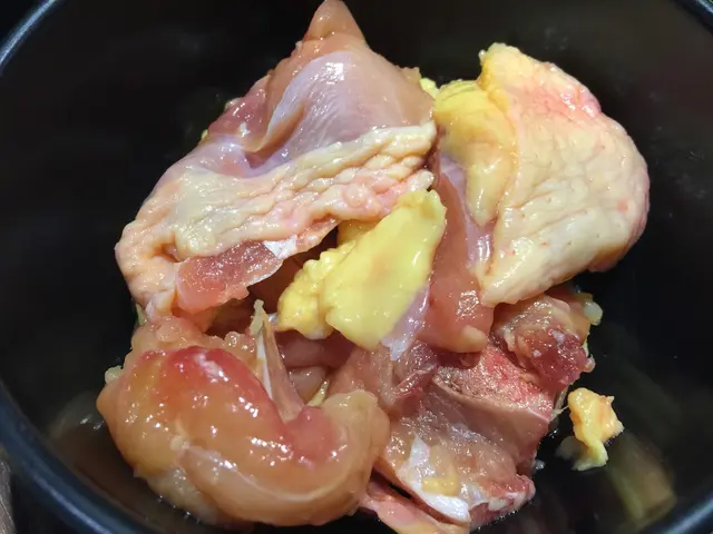 雞件肉厚,口感嫩滑不嚡口,而且雞味濃郁,一定要試!😋