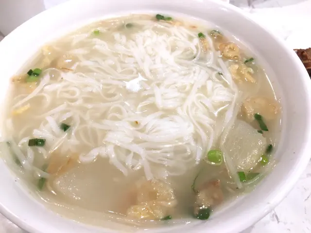 豬扒湯金邊粉