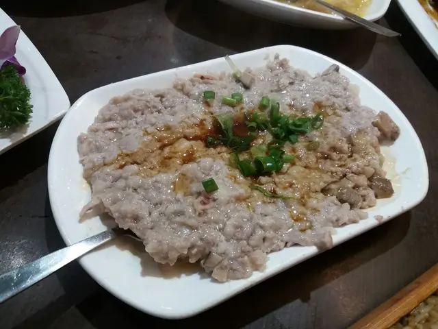 魷魚馬蹄啄肉餅