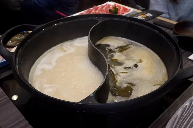 北海道昆布、博多豬骨湯