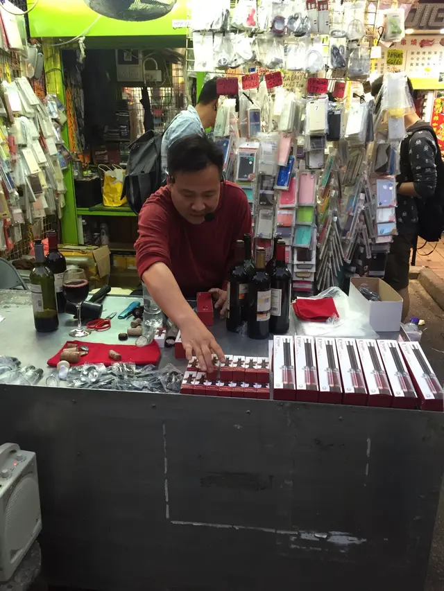 靠口才搵食噶老細