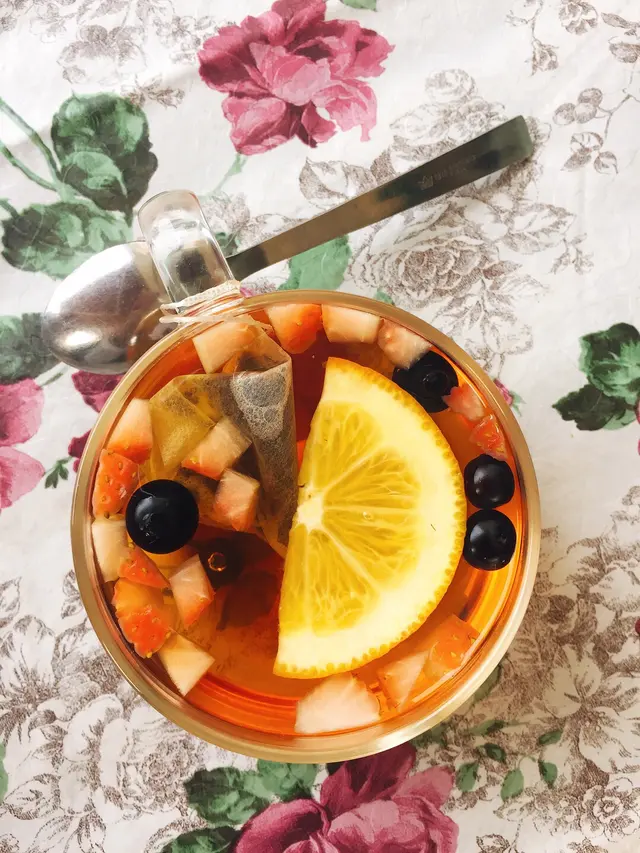 水果茶 Fresh Fruit Tea (跟餐with meal +$8) 