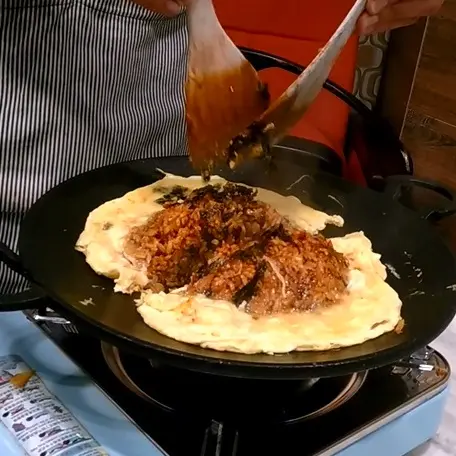 漢拿山芝士蛋溶岩豚肉炒飯