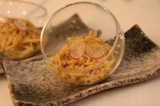 桂花鮑魚炒素翅