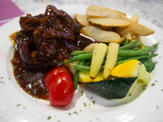 黑椒猴頭菇扒配意式意薯條(有蛋)