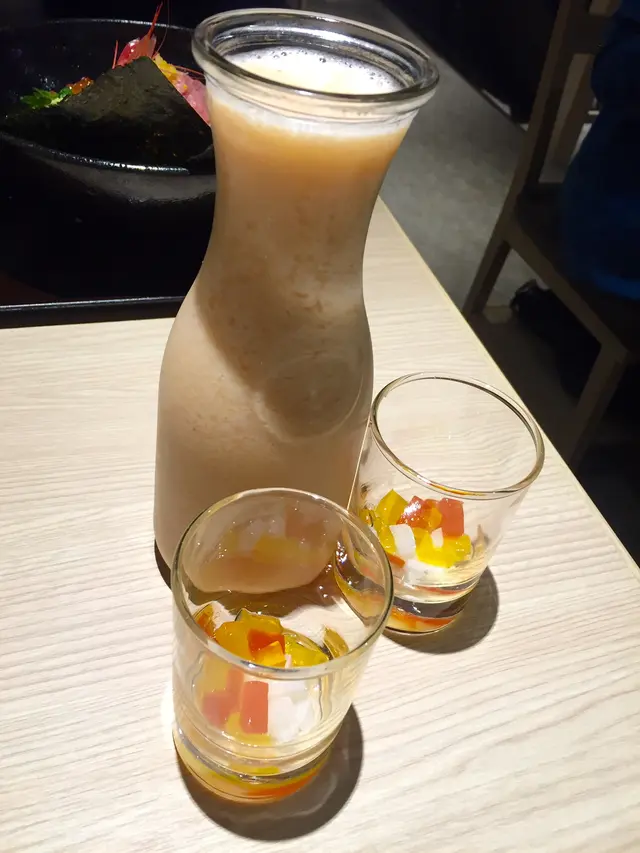 士多啤梨芒果石榴乳酸特飲(2人份量)