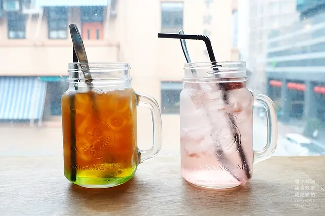 青蘋果鐵觀音、櫻花梅子梳打 