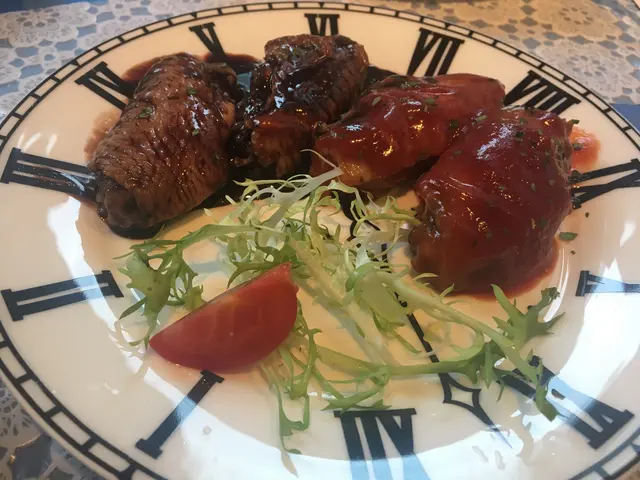 Flamingo’s Croquet (秘製紅黑鴛鴦雞翼)