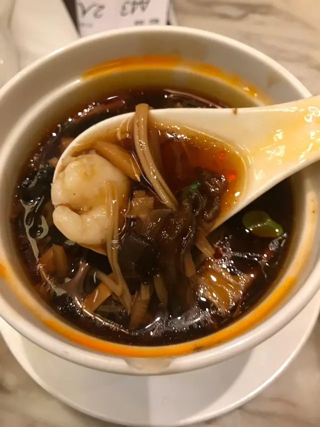 不太酸即不太辣，一人份量，非常普通