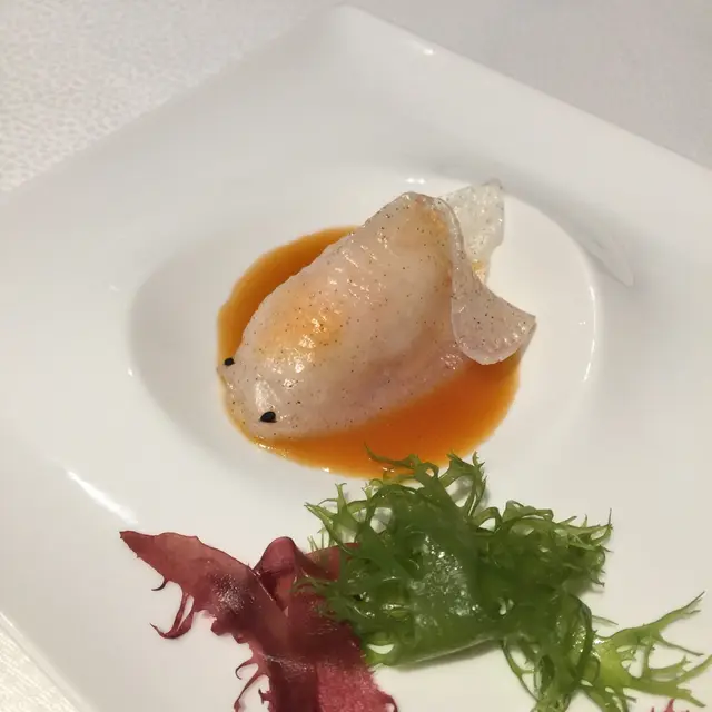 龍蝦湯金魚餃