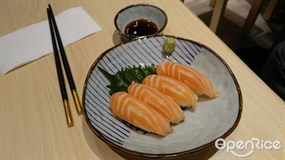 定食追加三文魚壽司 - 屯門的漁匡寿司