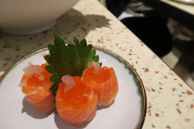 燕窩魚籽花之戀