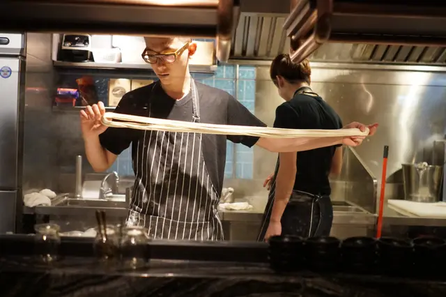 看到廚房即席拉麵,對這兒的麵食更是期待。