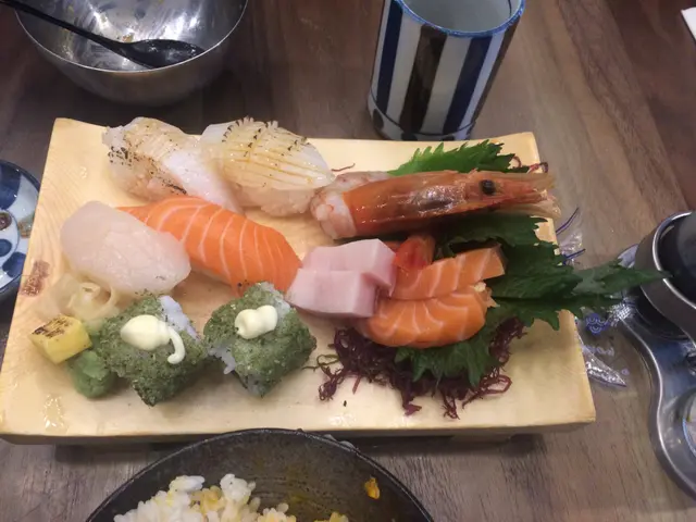 特選刺身壽司定食