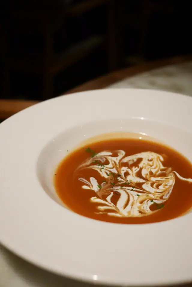 Classic lobster bisque