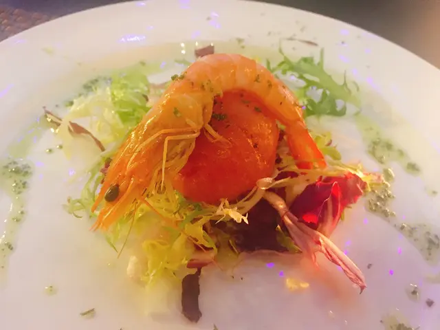 煙三文魚雜菜卷