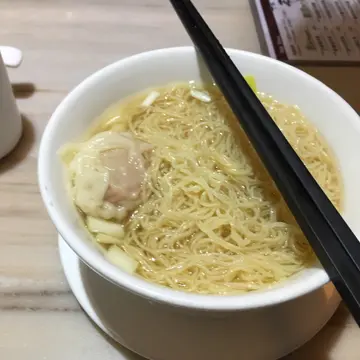 鮮蝦雲吞麵