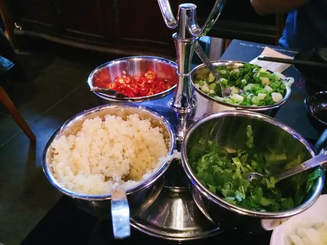 自家煮嘅豉油加配料