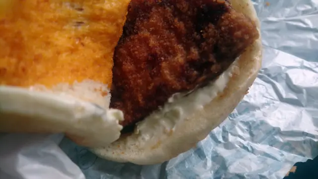 魚柳包食完即刻喉嚨發炎