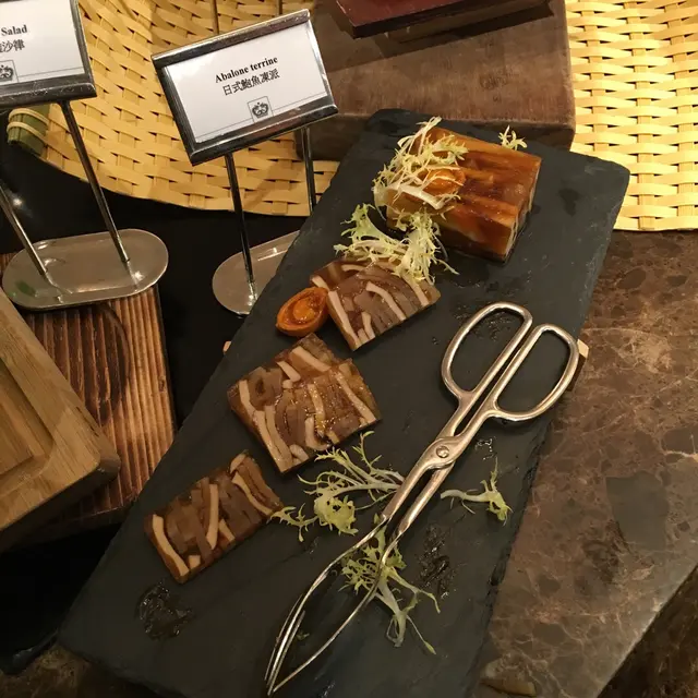 超級膩,好似食緊一舊油咁!可以不試